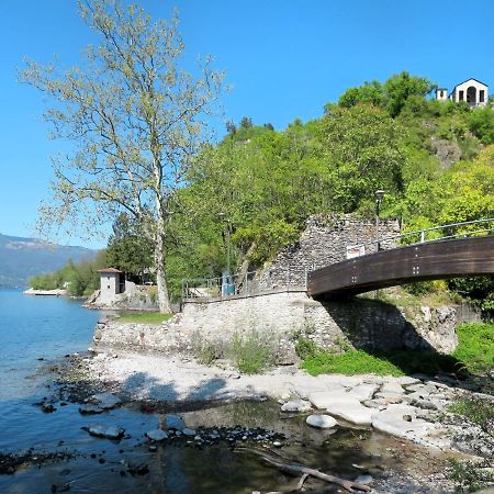 Appartamento Locazione Turistica La Rocca Porto Valtravaglia Esterno foto