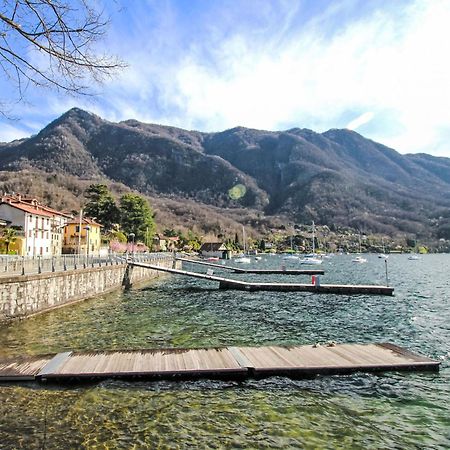 Appartamento Locazione Turistica La Rocca Porto Valtravaglia Esterno foto